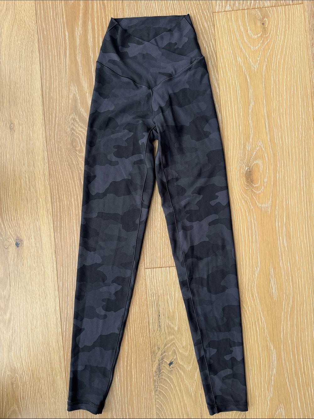 aerie Black Camo High-Waist Leggings